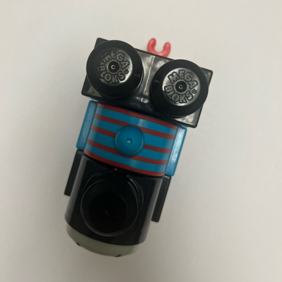 Thomas & Friends ๐ค๐๐ Buildable Train Set (5 Pieces)- Global Thomas Engine - Picture 8 of 17